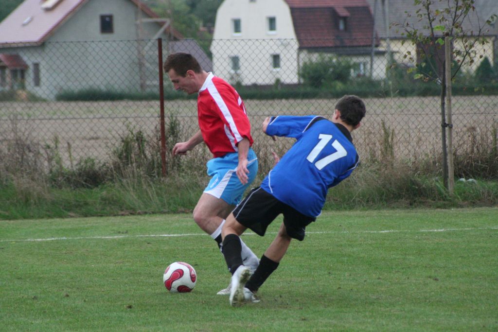 Dąb - Błekitni 4:1