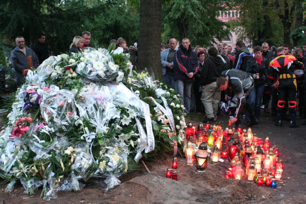 Motocykliści w hołdzie koledze