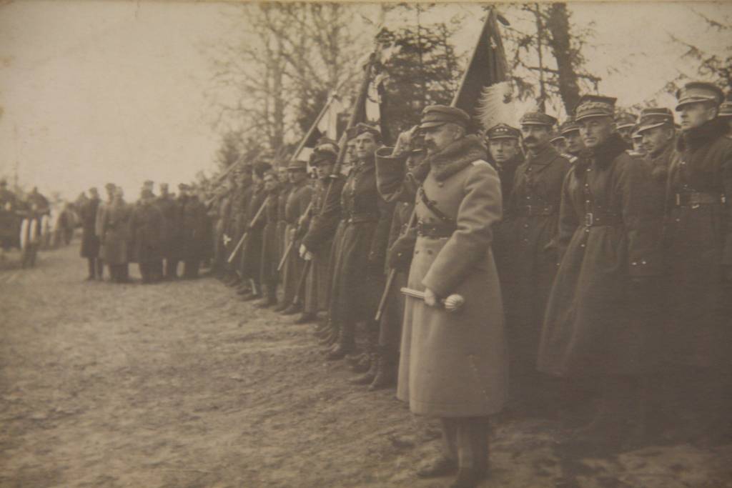 Marszałkowi w hołdzie