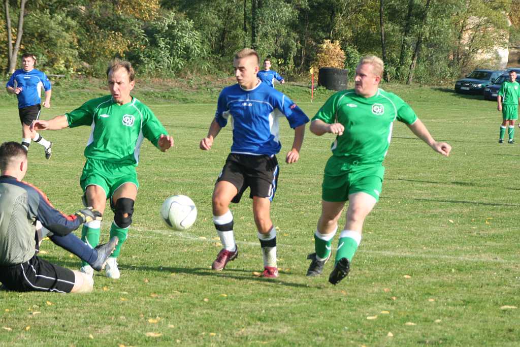 Cicha Woda - Dąb 3:1