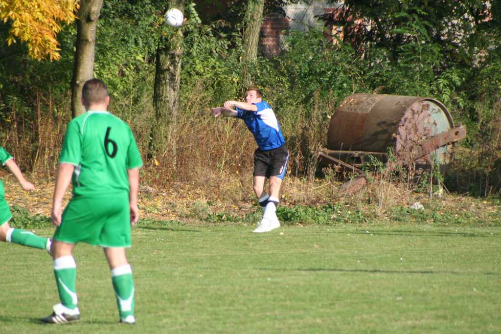 Cicha Woda - Dąb 3:1