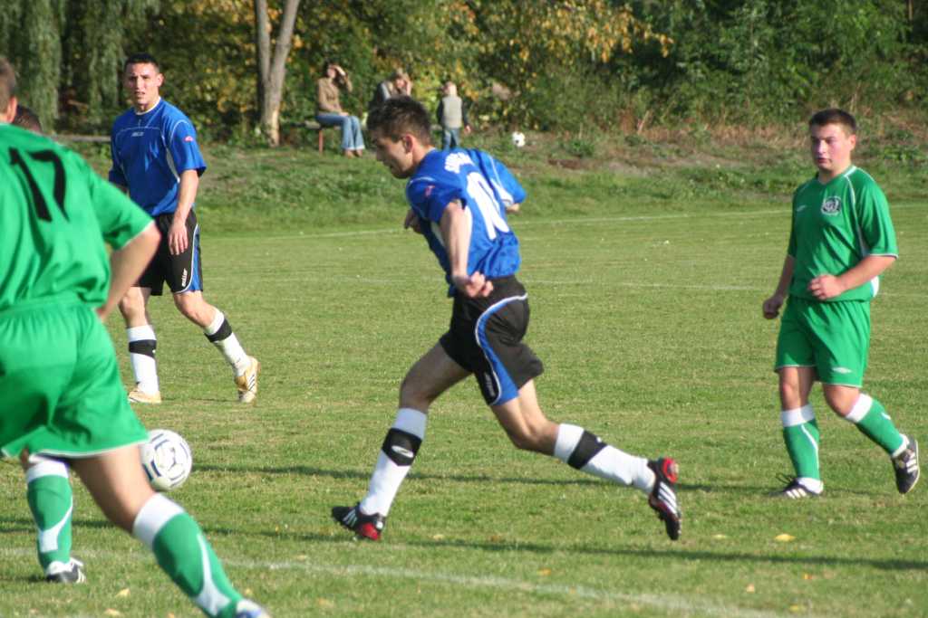 Cicha Woda - Dąb 3:1