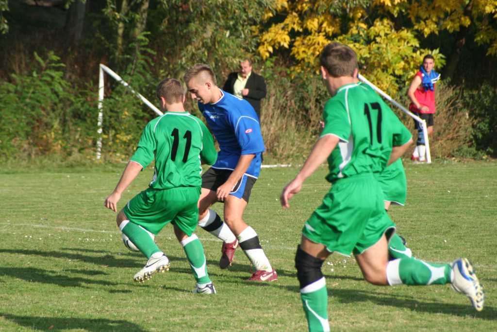 Cicha Woda - Dąb 3:1