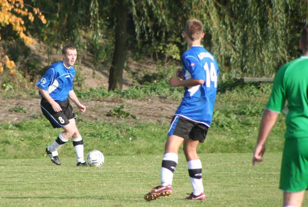 Cicha Woda - Dąb 3:1