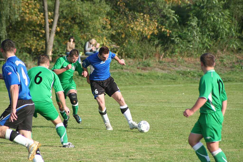 Cicha Woda - Dąb 3:1