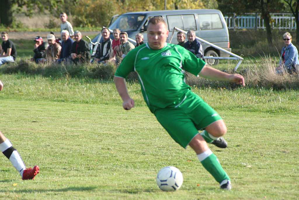 Cicha Woda - Dąb 3:1