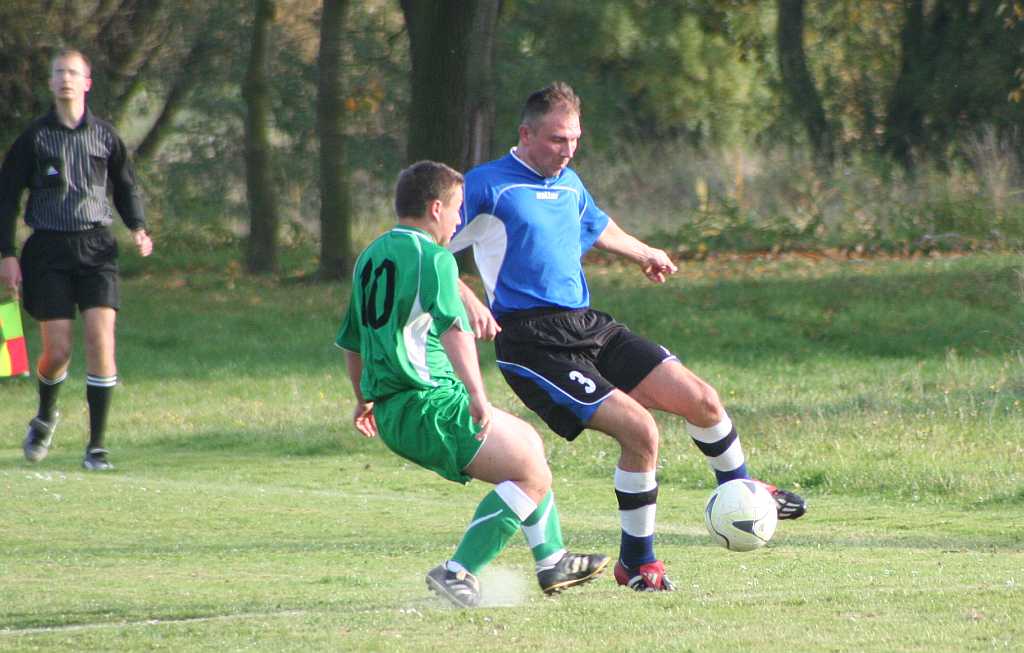 Cicha Woda - Dąb 3:1