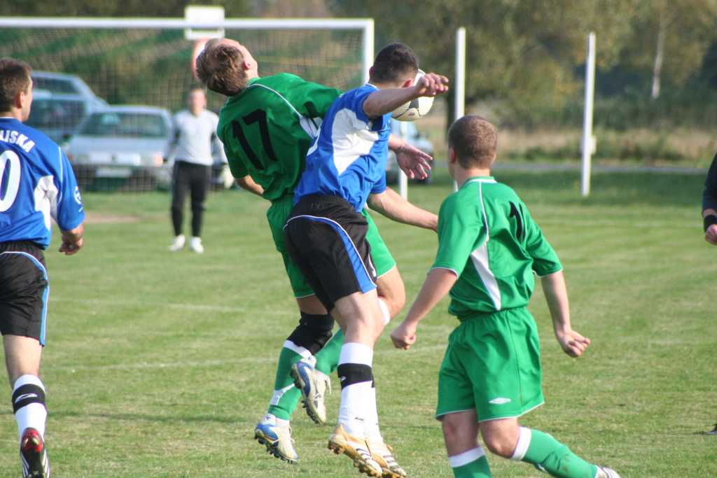 Cicha Woda - Dąb 3:1