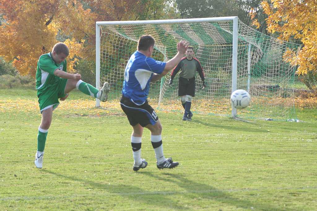 Cicha Woda - Dąb 3:1