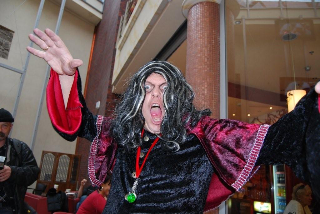 HALLOWEEN SHOW