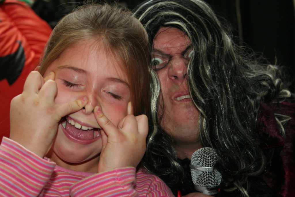HALLOWEEN SHOW