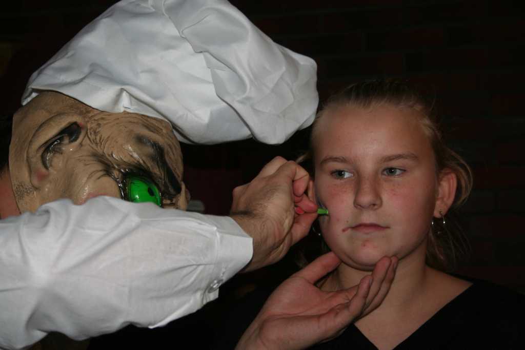 HALLOWEEN SHOW