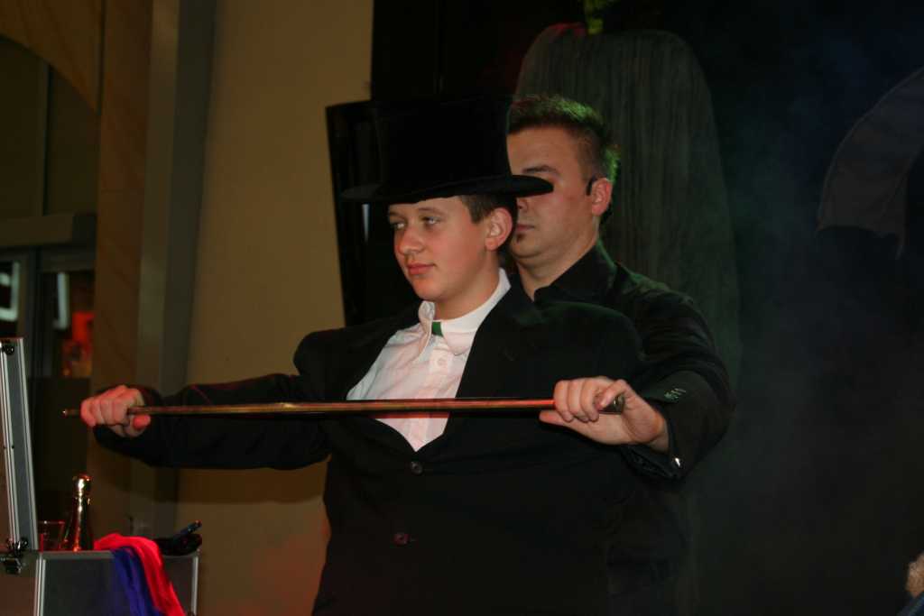 HALLOWEEN SHOW
