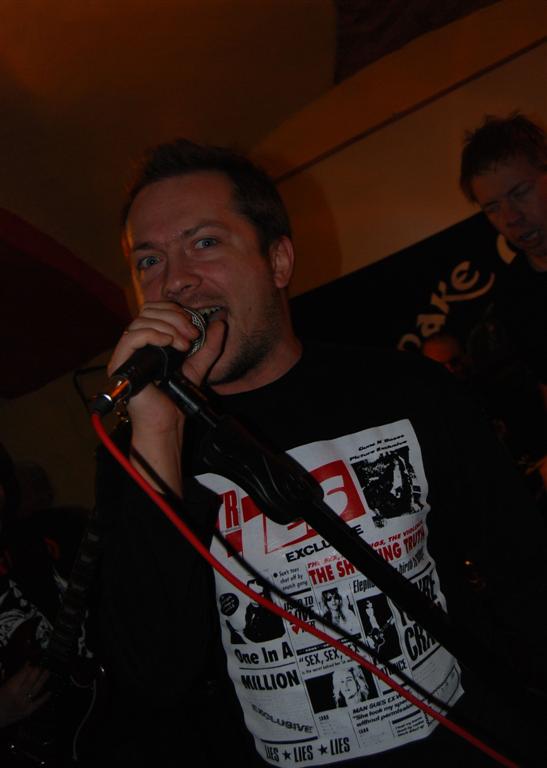 Snake Charmer i  Viafora.