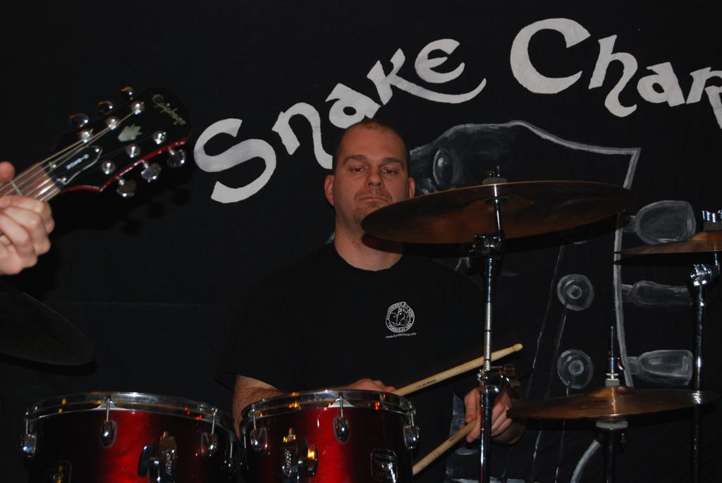 Snake Charmer i  Viafora.