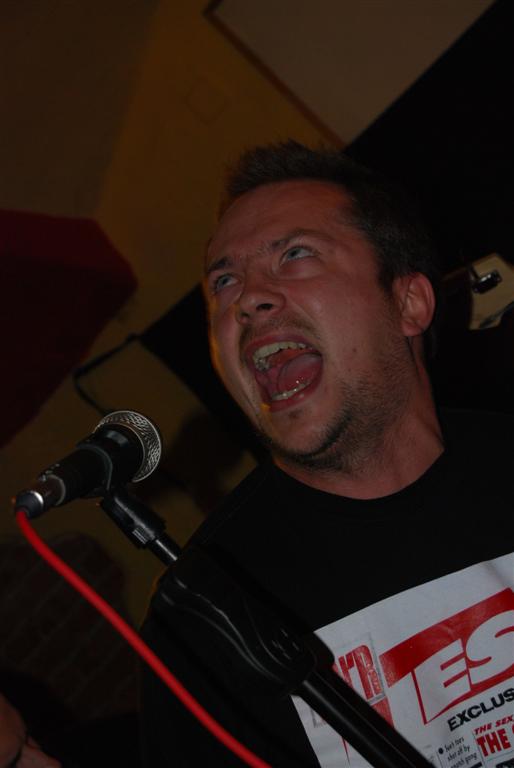 Snake Charmer i  Viafora.