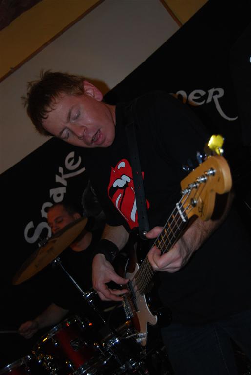 Snake Charmer i  Viafora.