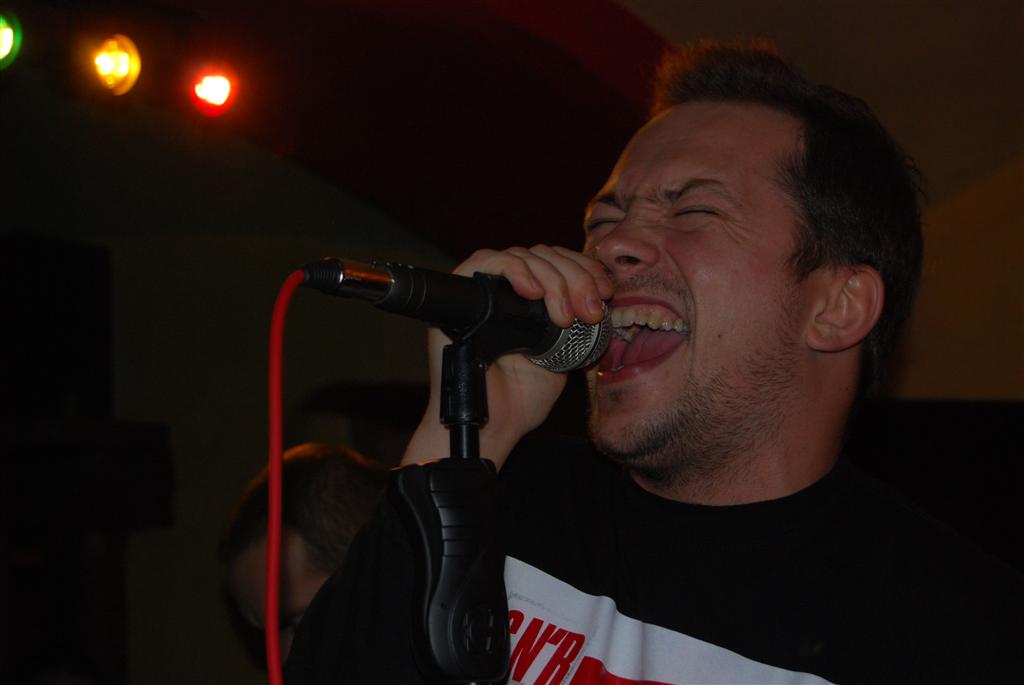 Snake Charmer i  Viafora.