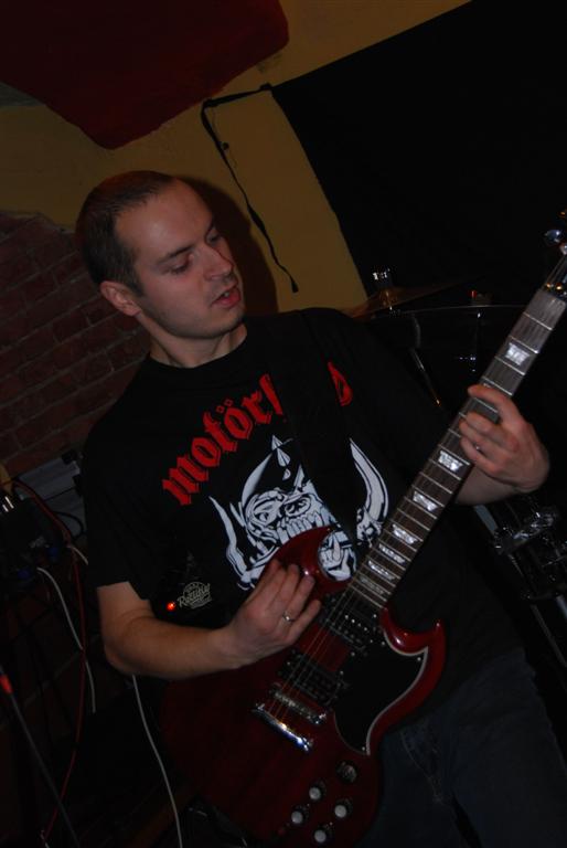 Snake Charmer i  Viafora.