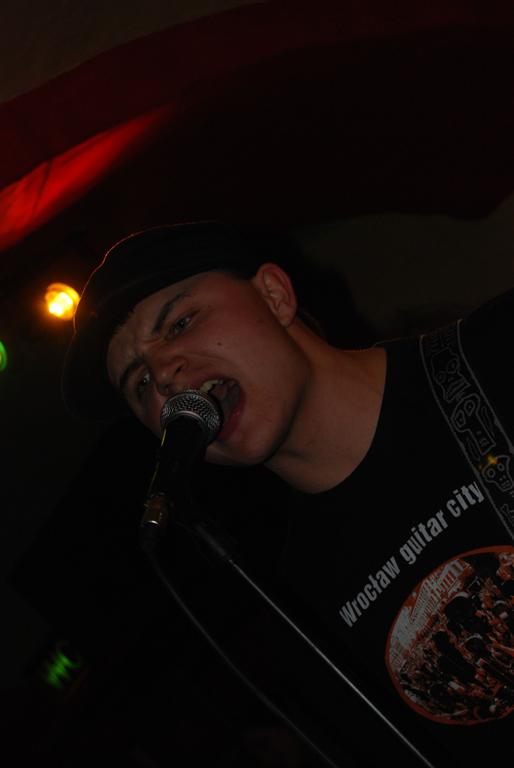 Snake Charmer i  Viafora.