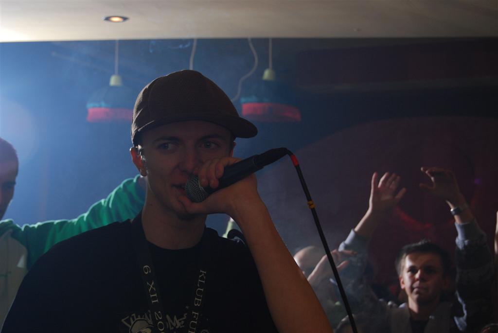 Pezet w klubie Furia.