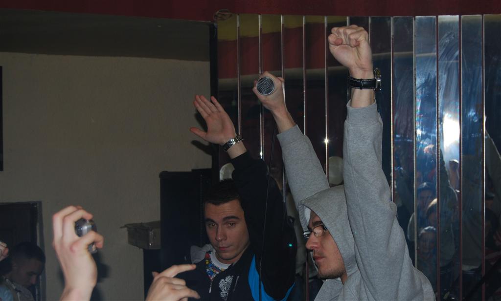 Pezet w klubie Furia.