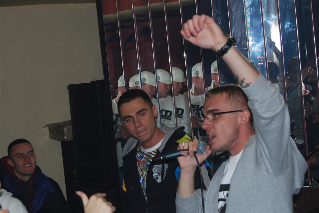 Pezet w klubie Furia.