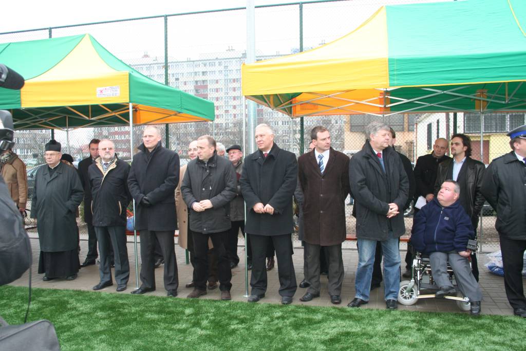 Orlik wystartował - politycy odlecieli