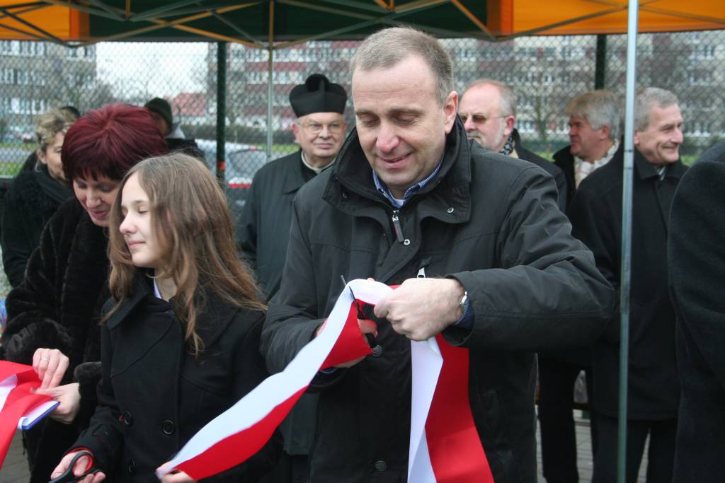 Orlik wystartował - politycy odlecieli