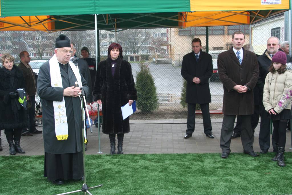 Orlik wystartował - politycy odlecieli