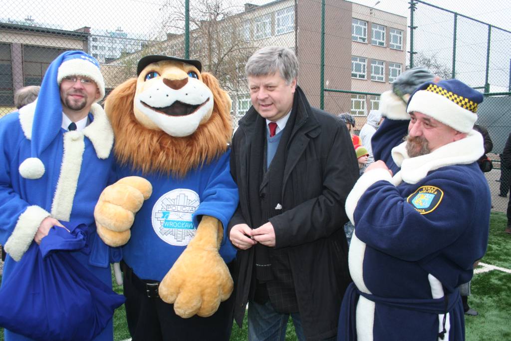 Orlik wystartował - politycy odlecieli