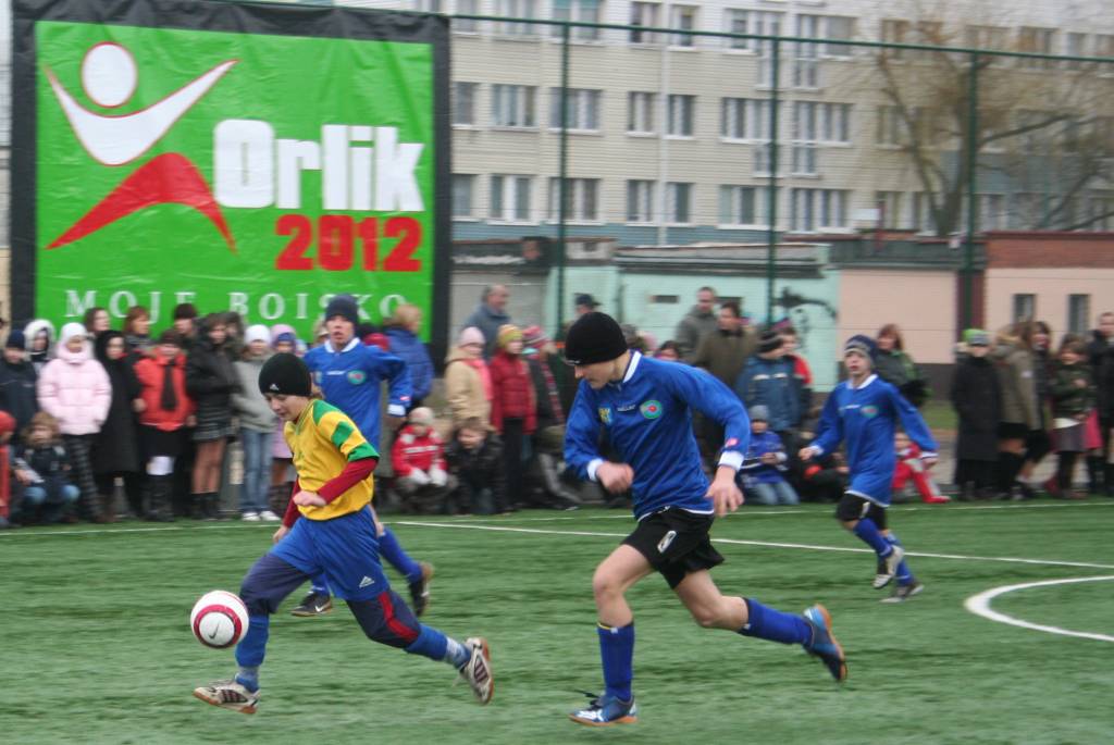 Orlik wystartował - politycy odlecieli