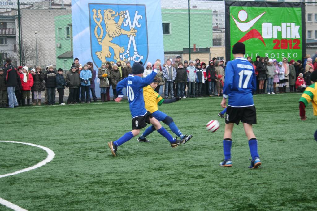 Orlik wystartował - politycy odlecieli