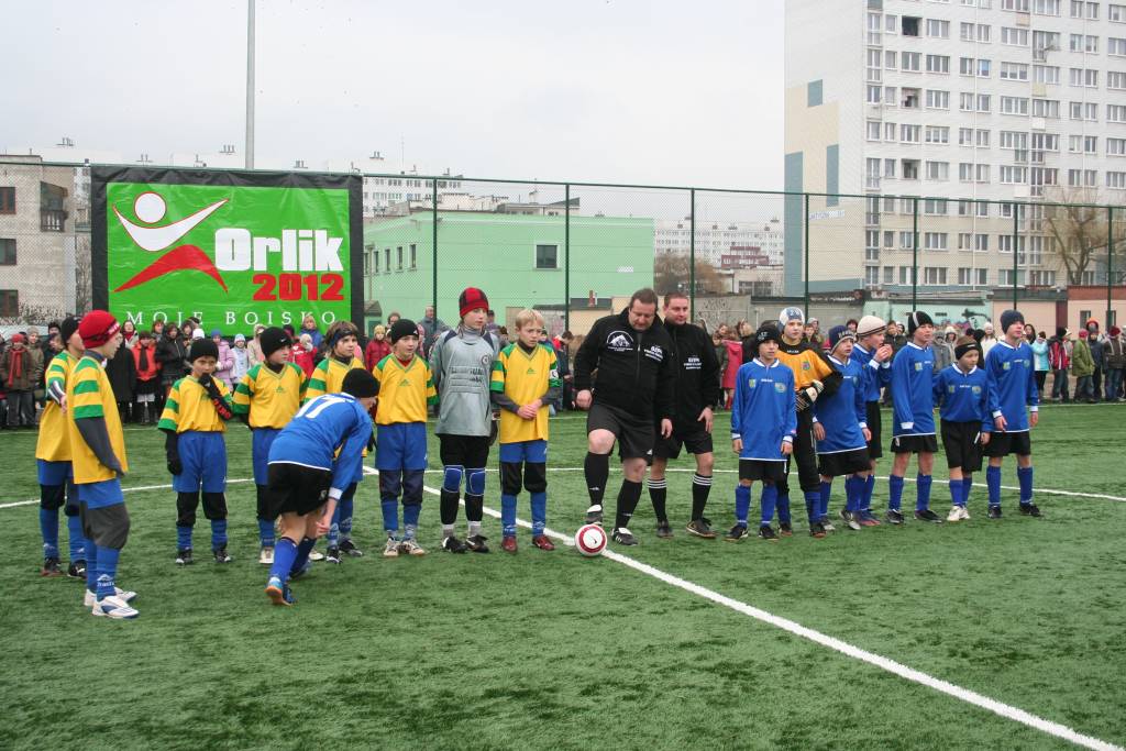 Orlik wystartował - politycy odlecieli