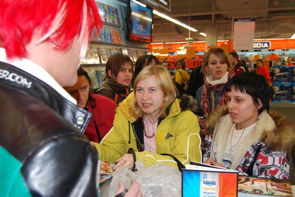 Mega otwarcie w kolorze pomarańczy