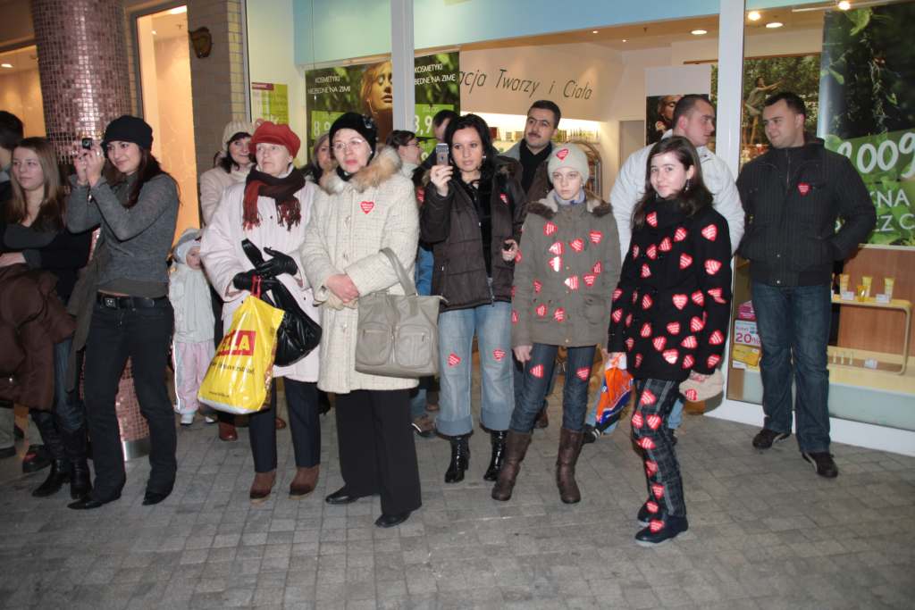 Zagraj z nami, oddaj krew