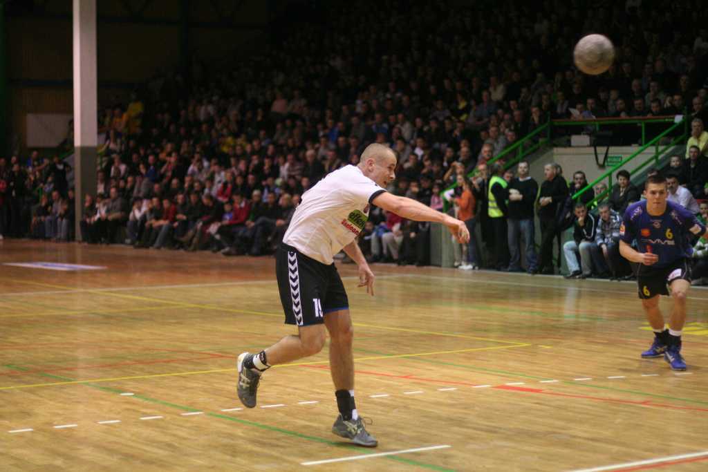 Piłkarze ręczni Miedzi pokazali charakter