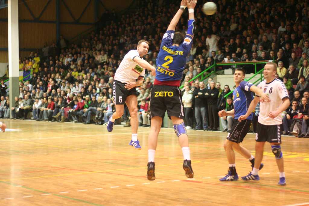 Piłkarze ręczni Miedzi pokazali charakter