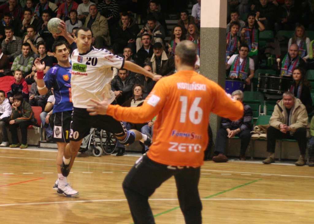 Piłkarze ręczni Miedzi pokazali charakter