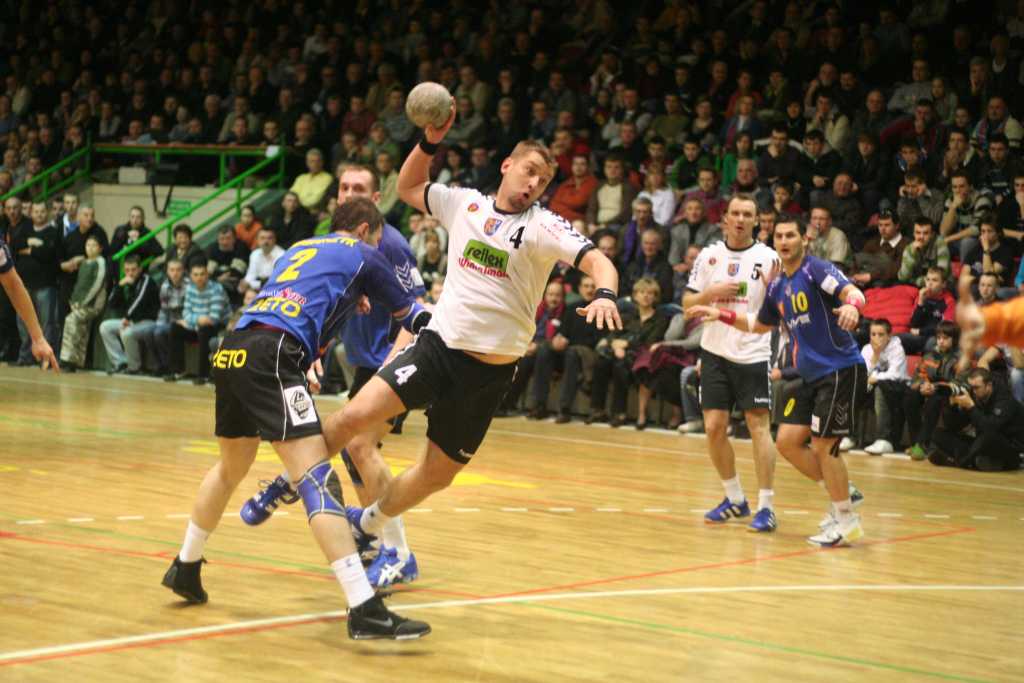 Piłkarze ręczni Miedzi pokazali charakter