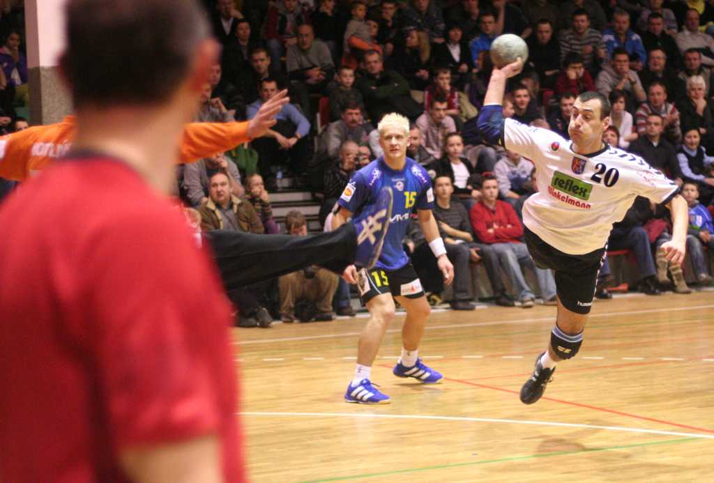 Piłkarze ręczni Miedzi pokazali charakter