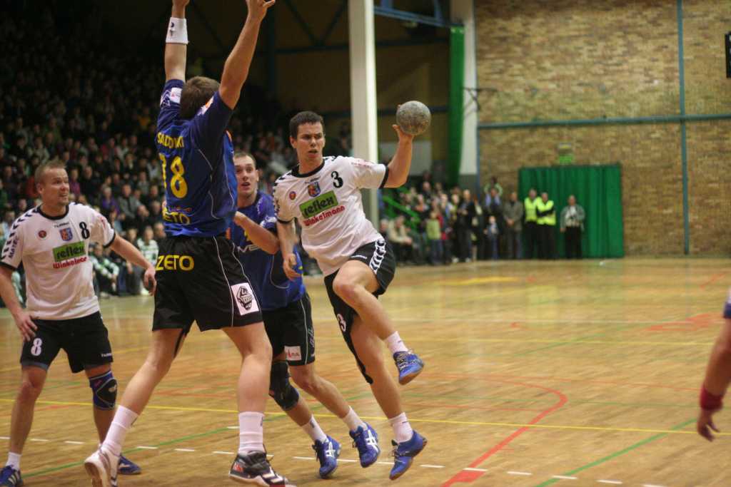 Piłkarze ręczni Miedzi pokazali charakter