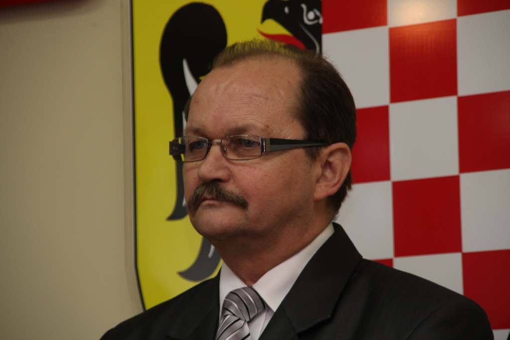 Odznaczyli powiatowych urzędników 
