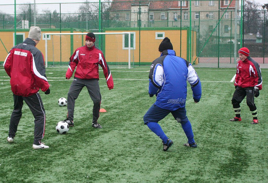 Piłkarze Miedzi trenują