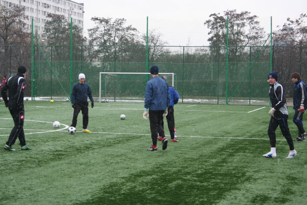 Piłkarze Miedzi trenują
