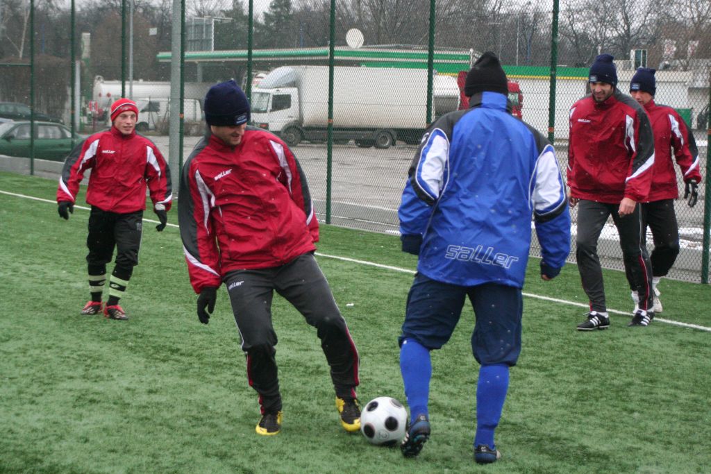 Piłkarze Miedzi trenują