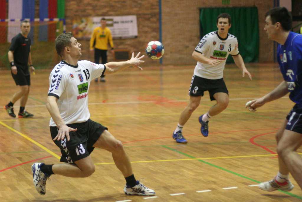 Miedź przegrała z Wisłą i sędziami