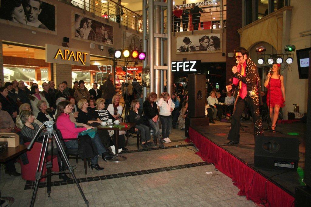 Elvis w Galerii Piastów