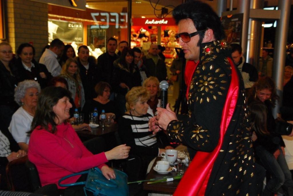 Elvis w Galerii Piastów
