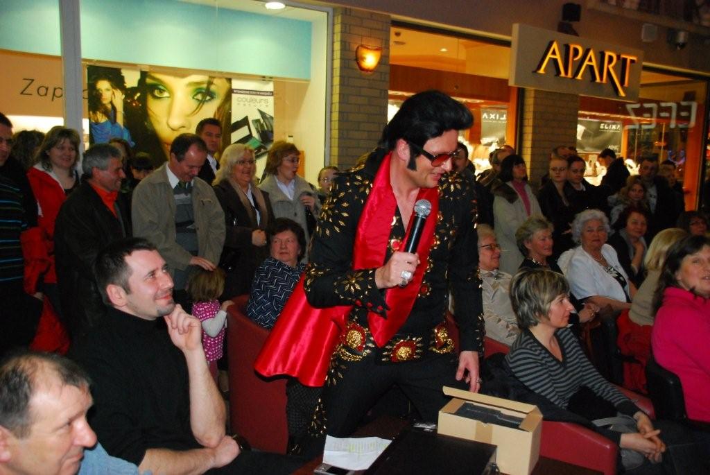 Elvis w Galerii Piastów